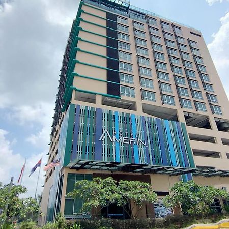 Amerin Hotel Johor Bahru Extérieur photo