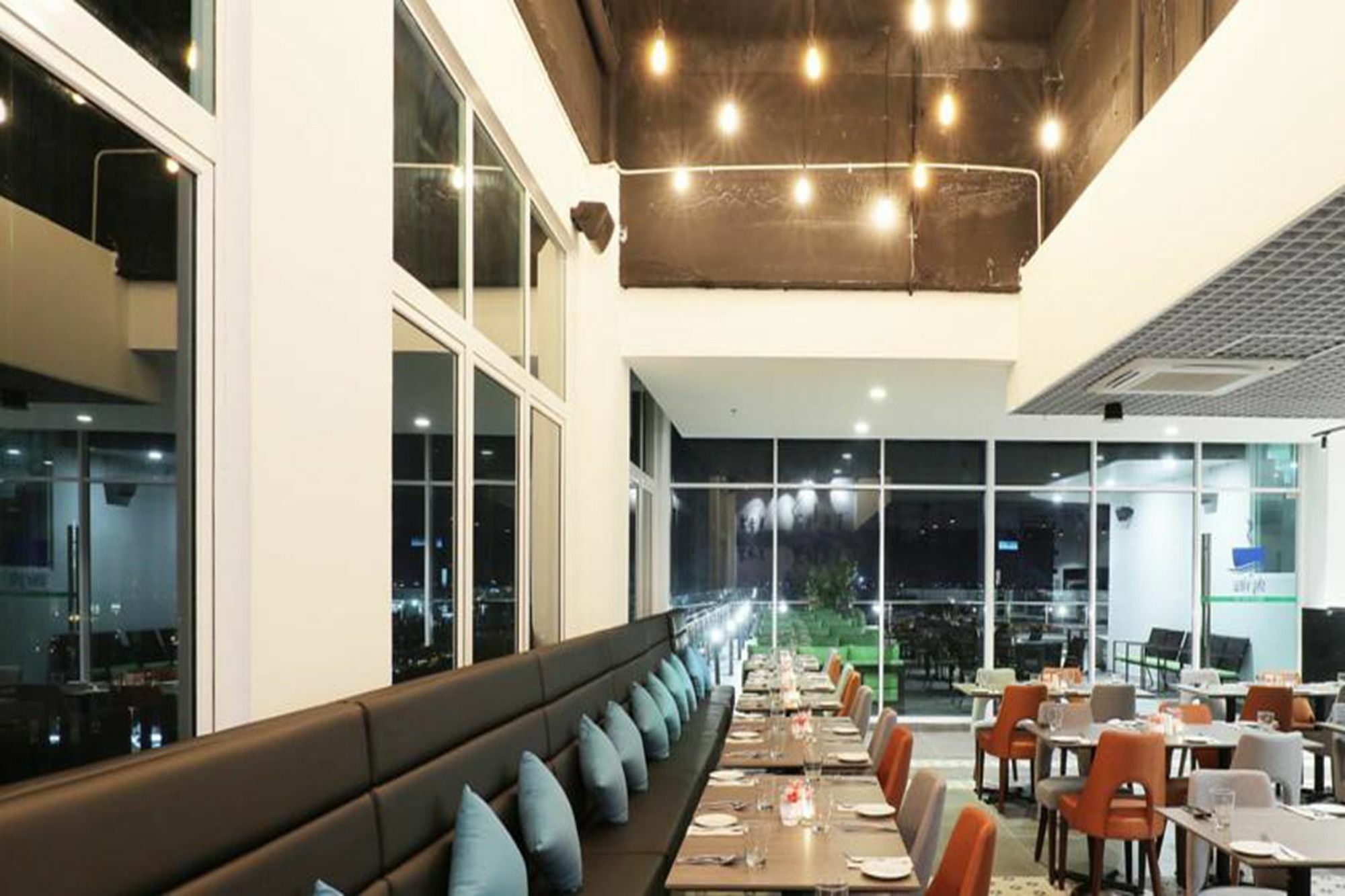 Amerin Hotel Johor Bahru Extérieur photo