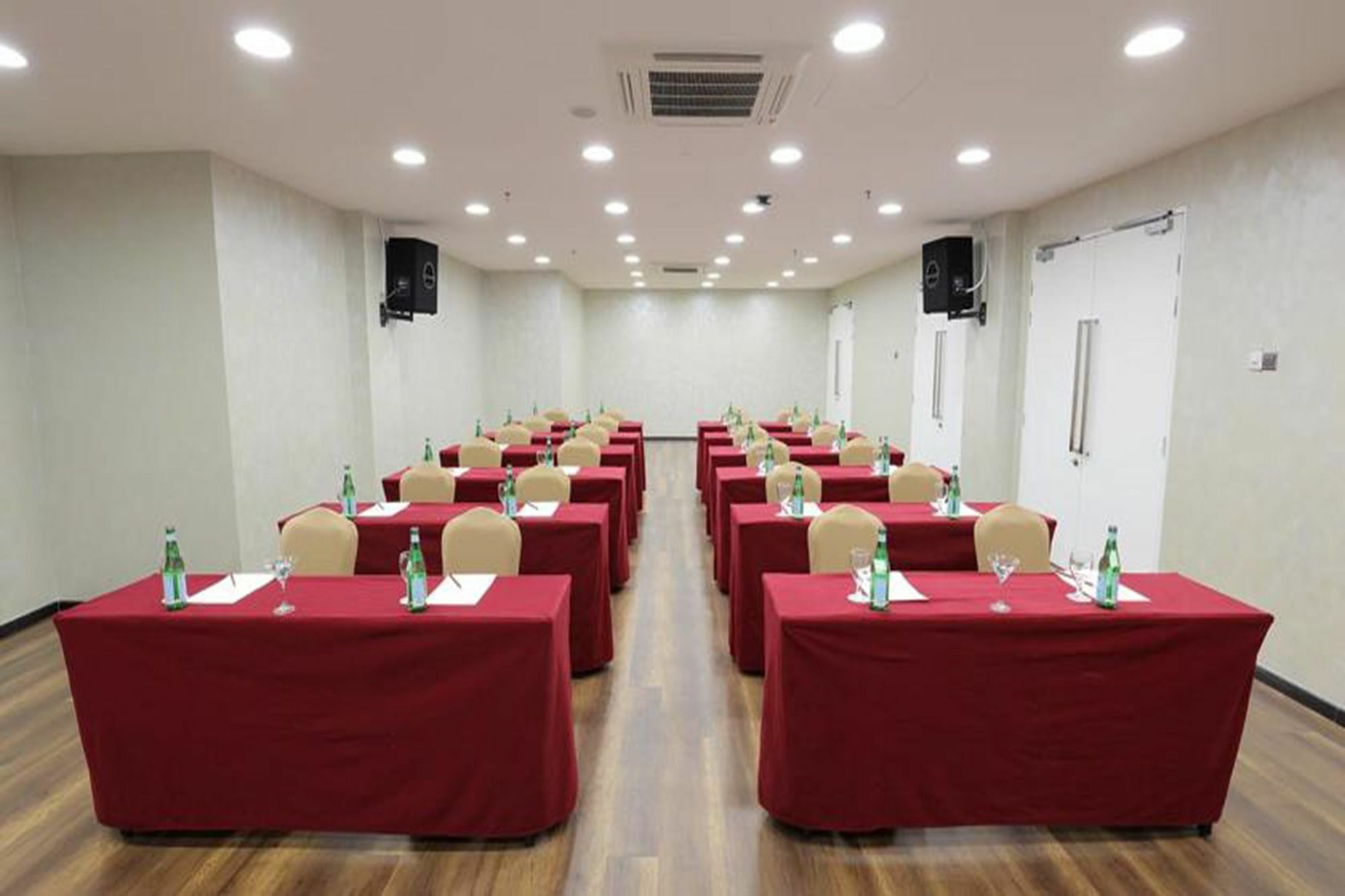 Amerin Hotel Johor Bahru Extérieur photo